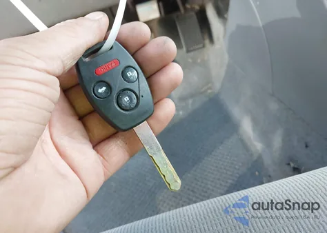 2007 Honda Accord 2.4 Se z USA, uszkodzony, nr VIN 1HGCM56337A216415